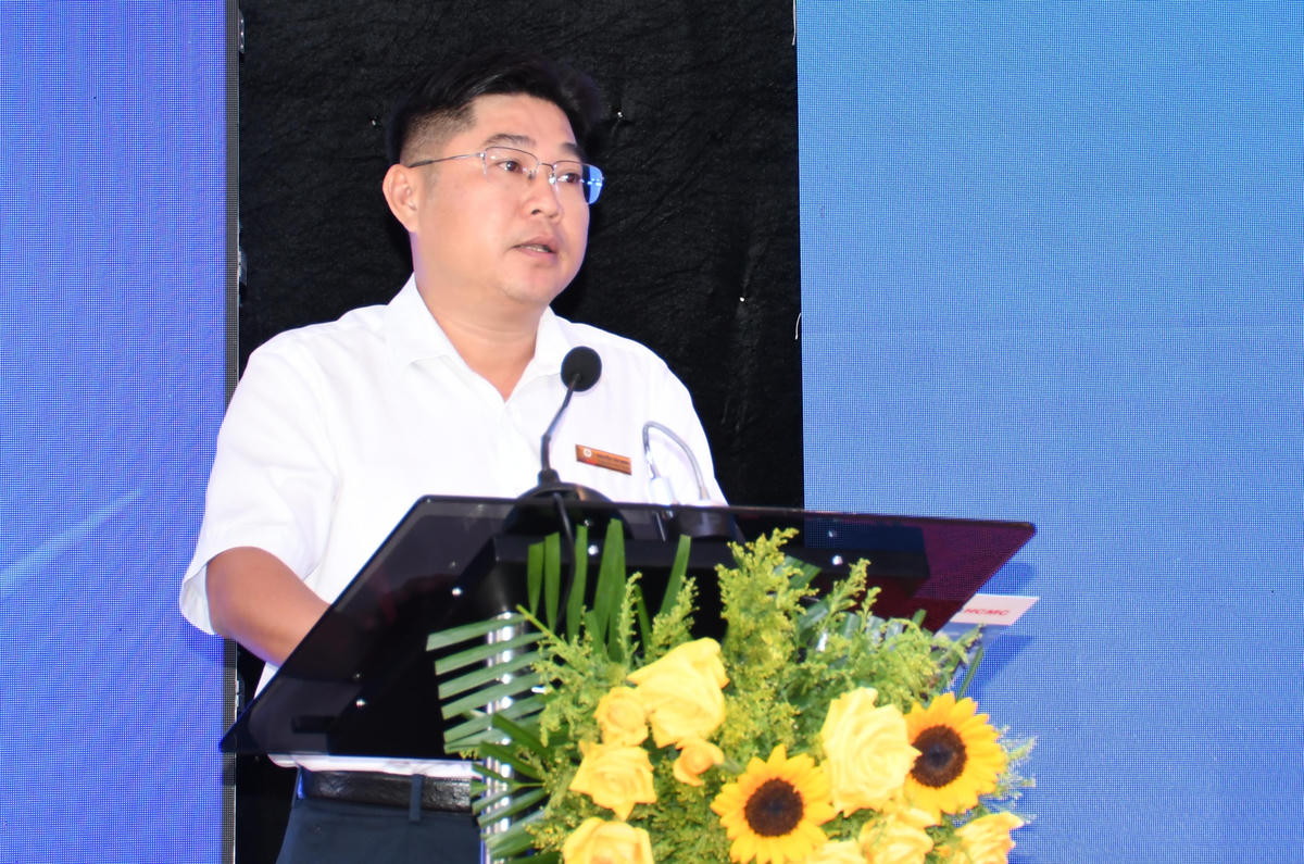 Ông Nguyễn Tấn Minh - Trưởng Ban Kinh doanh EVNHCMC.