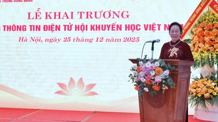 GS.TS Nguyễn Thị Doan, Chủ tịch Hội Khuyến học Việt Nam phát biểu.