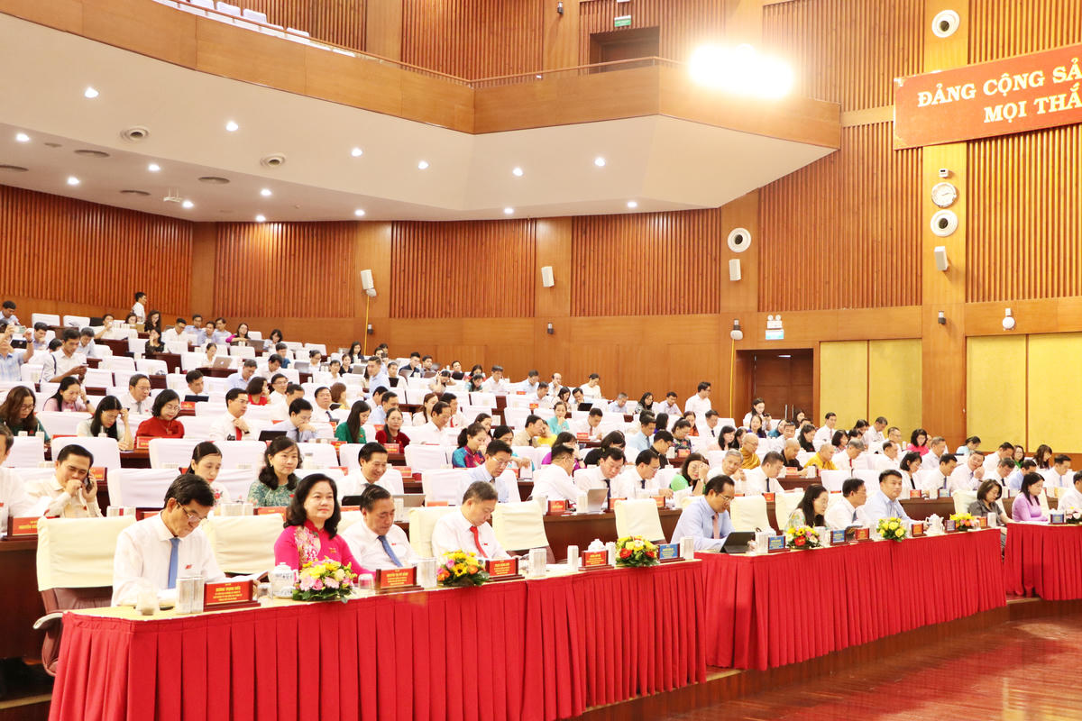 Quang cảnh kỳ họp chiều 26/12. Ảnh: T.D