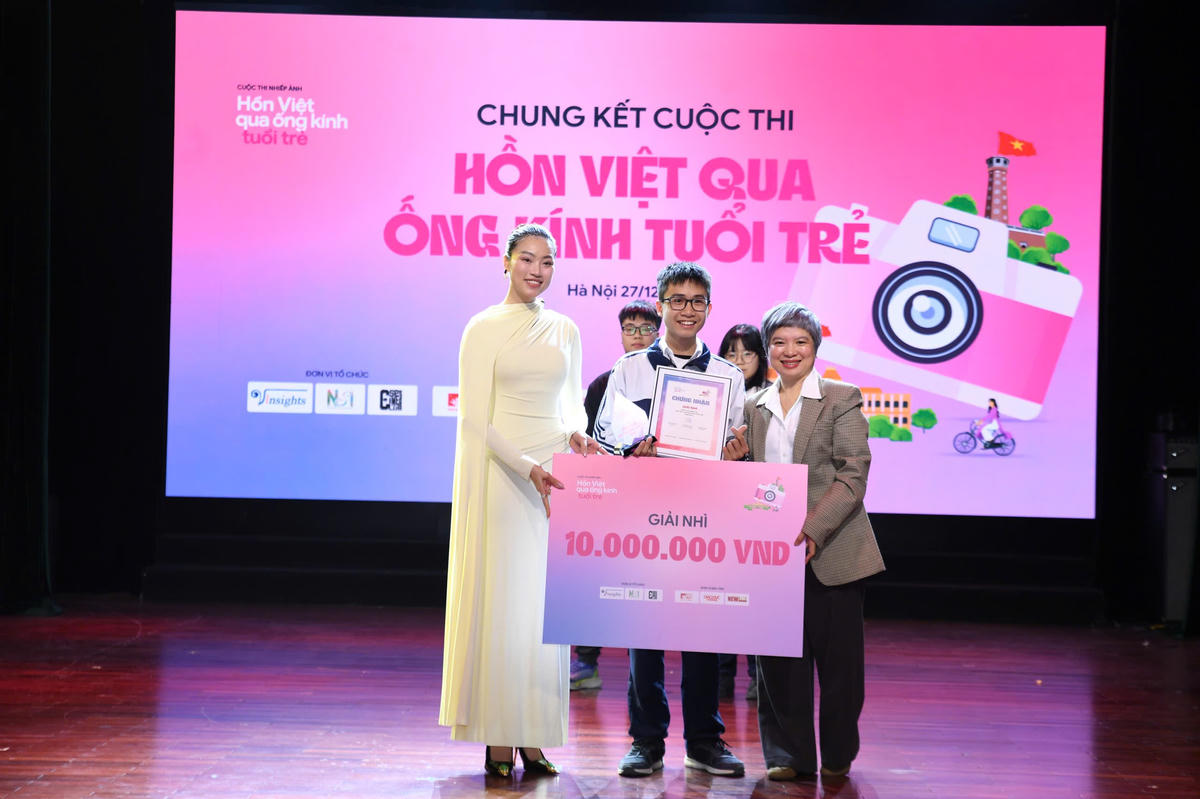 Tác giả đoạt giải Nhì. Ảnh: Phạm Sỹ.