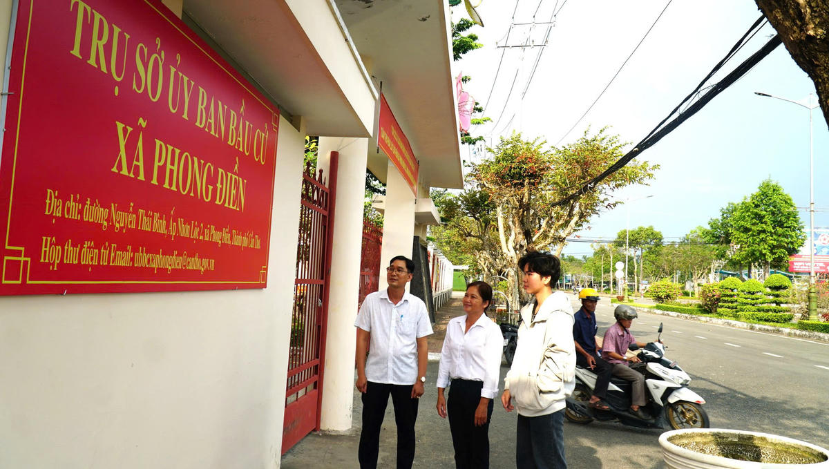 Ủy ban bầu cử xã Phong Điền được đặt tại trụ sở làm việc của HĐND và UBND xã.