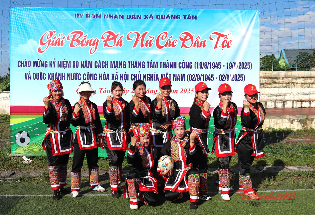 Địa phương cũng chú trọng đầu tư, hoàn thiện hệ thống thiết chế văn hóa - thể thao cơ sở. Ảnh: Thanh Nga.