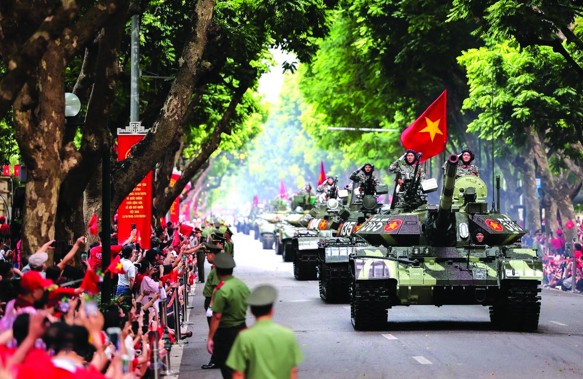 Hình ảnh lễ diễu binh, diễu hành kỷ niệm 80 năm Cách mạng tháng 8 và Quốc khánh 2-9.