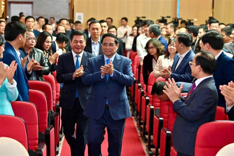 Thủ tướng Phạm Minh Chính tham dự Hội nghị tổng kết công tác ngành Công Thương năm 2025, giai đoạn 2021 - 2025 và triển khai nhiệm vụ trọng tâm năm 2026.