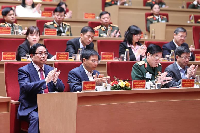 Thủ tướng Chính phủ Phạm Minh Chính và các đại biểu dự Hội nghị. Ảnh: Nhật Bắc