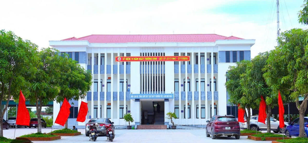 Trụ sở Đảng uỷ xã Thiên Cầm.&nbsp;