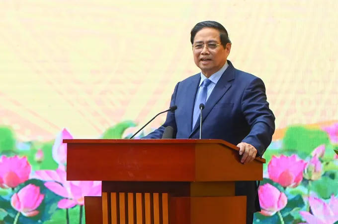 Thủ tướng Phạm Minh Chính phát biểu chỉ đạo tại hội nghị, chiều 31-12. Ảnh: Tùng Đinh