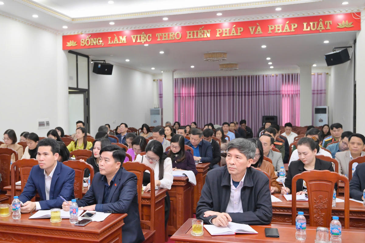 Các đại biểu dự hội nghị. Ảnh: Đình Minh