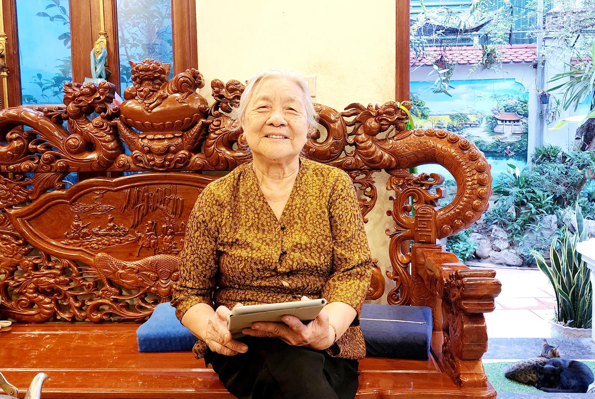 Gặp người “muôn năm cũ” của dòng tranh cổ động