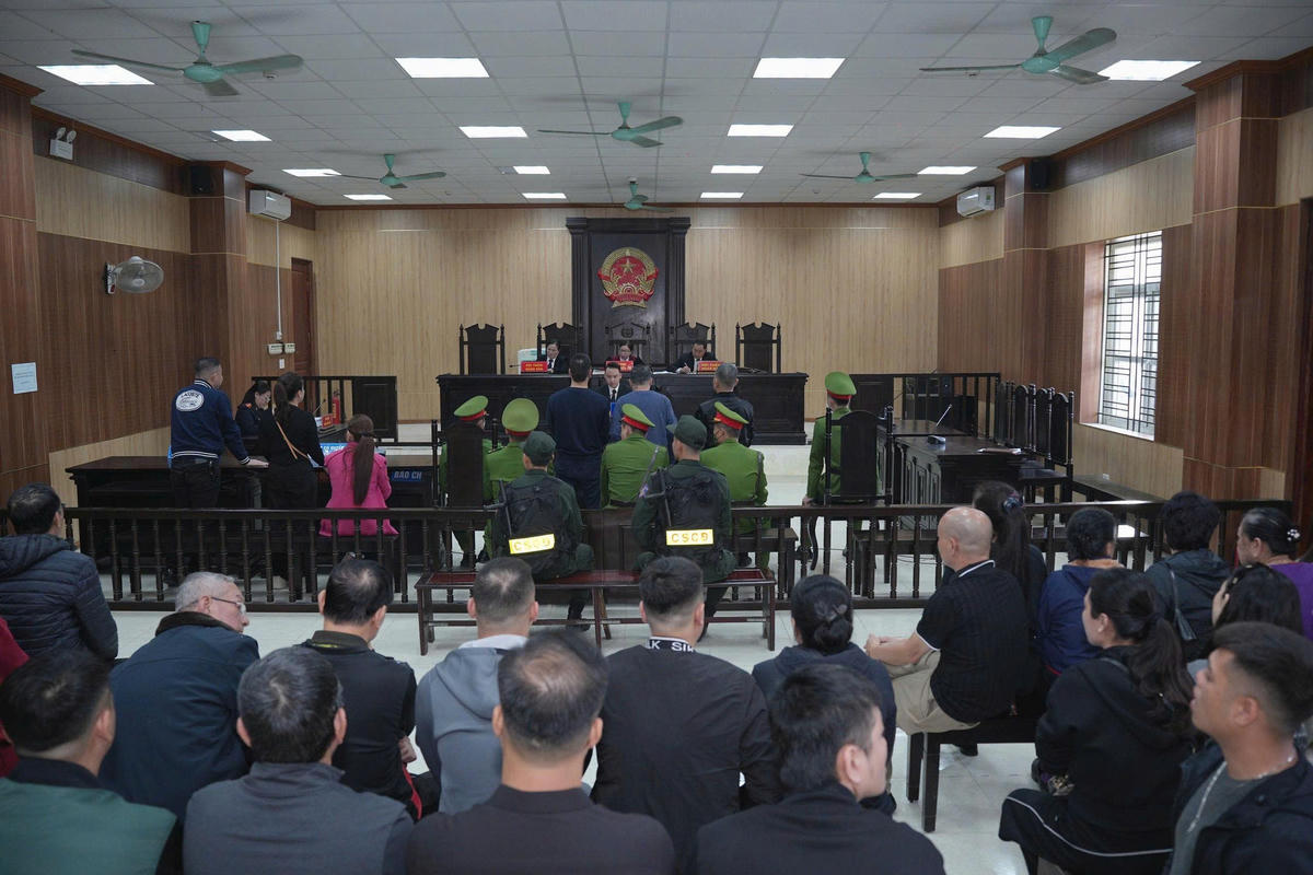 Toàn cảnh phiên tòa. Ảnh: H.D