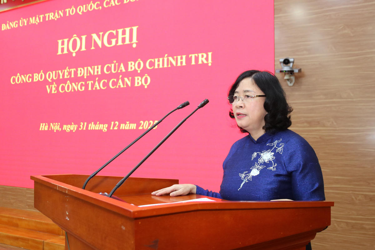 Đồng chí Bùi Thị Minh Hoài phát biểu tại Hội nghị. Ảnh: Tiến Đạt.