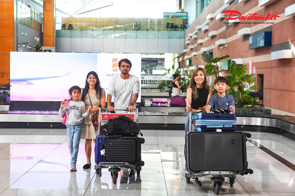 Hành khách tại Cảng HKQT Phú Quốc.