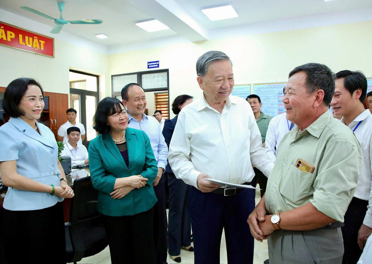 Tổng Bí thư Tô Lâm kiểm tra hoạt động chính quyền địa phương 2 cấp tại xã Phúc Thịnh, Hà Nội, ngày 01/07/2025.