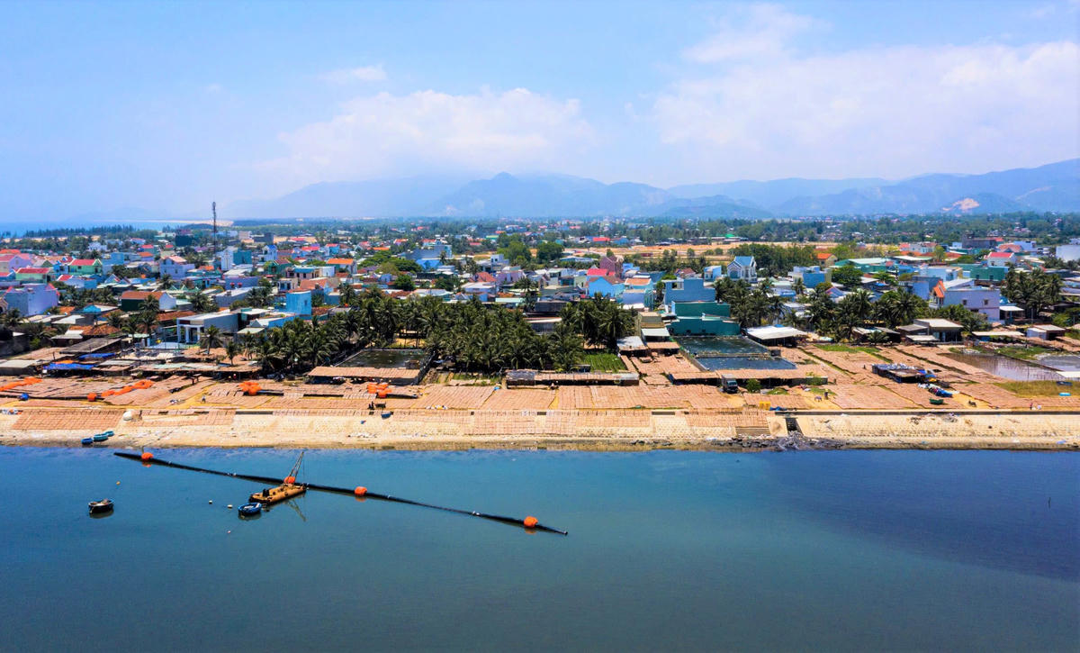 Tỉnh Gia Lai đang triển khai một dự án dọc ven biển. Ảnh: Đình Sang.