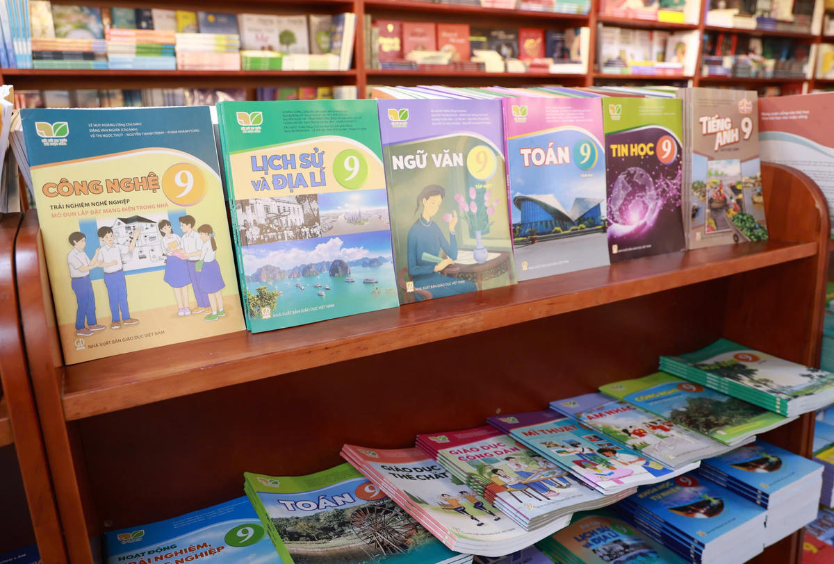 Bộ sách “Kết nối tri thức với cuộc sống” của Nhà xuất bản Giáo dục Việt Nam là bộ SGK sử dụng thống nhất trên toàn quốc từ năm học 2026-2027.&nbsp;. 