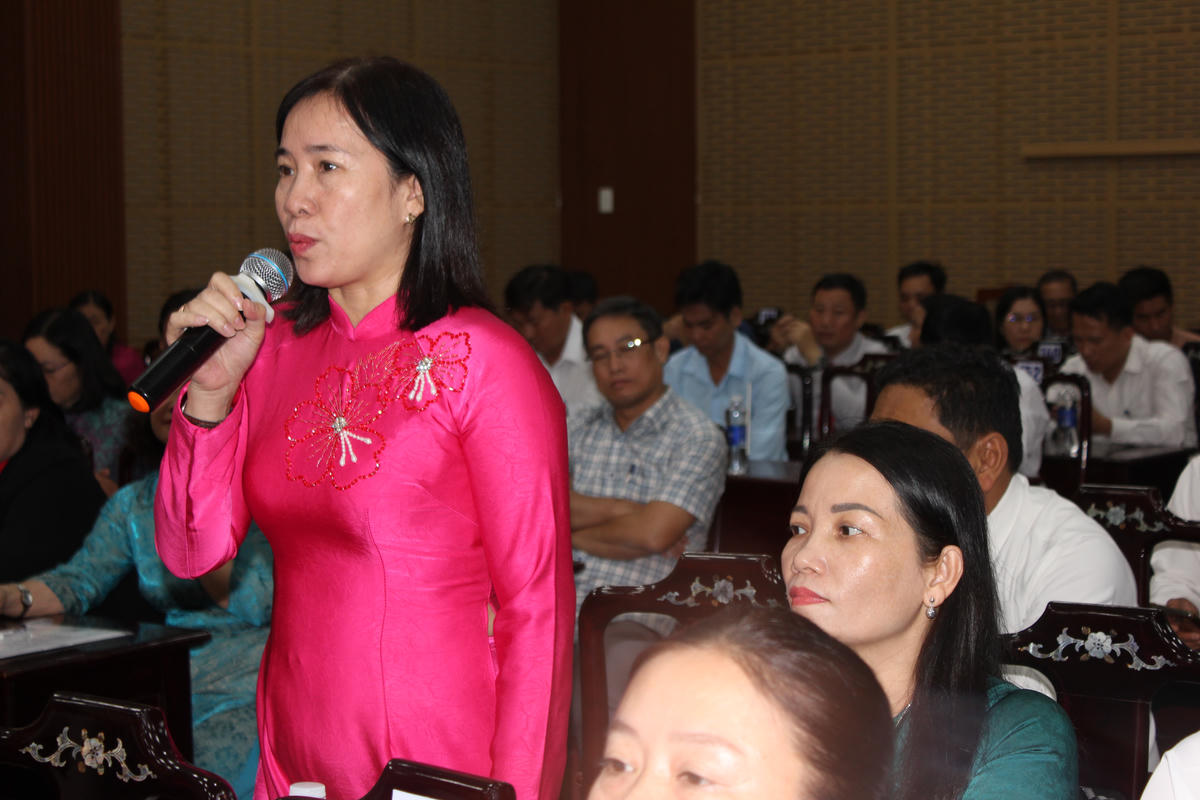Chủ tịch mặt trận các xã phường, chia sẻ những mô hình và cách làm hay tại hội nghị. Ảnh X.H.
