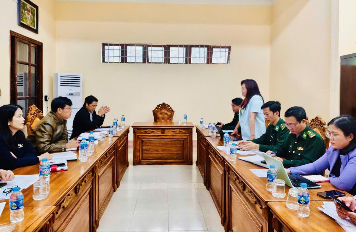 Phóng viên Thanh Nga – đại diện Báo Đại đoàn kết phát biểu. Ảnh: MT.