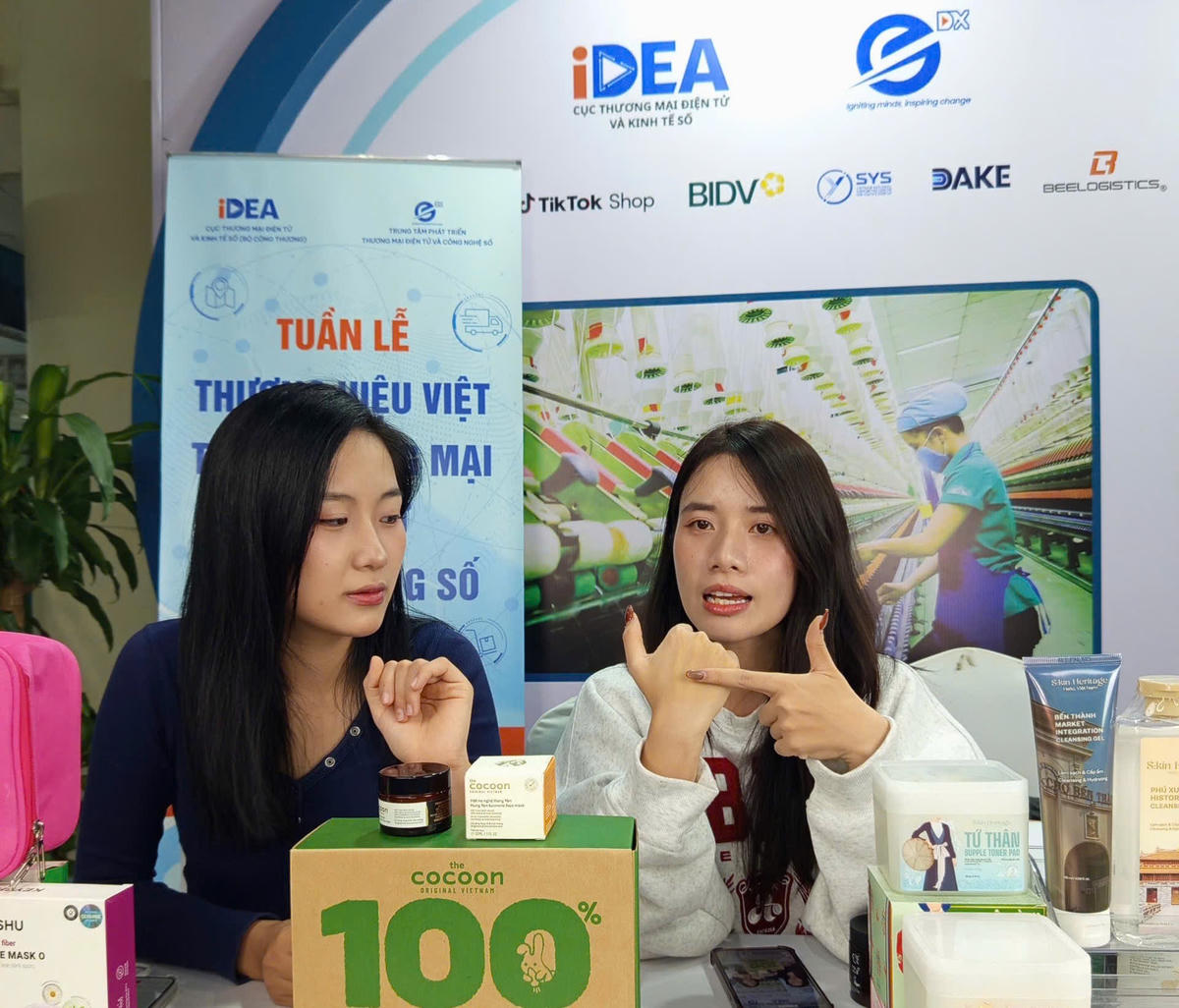 Thương mại điện tử và bài toán tổ chức lại chuỗi giá trị nông thôn