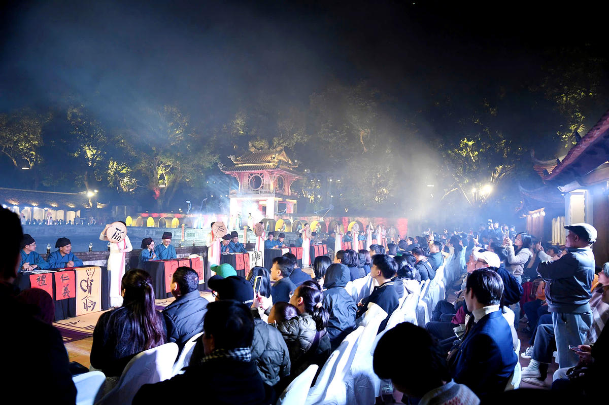 Chương trình đã thu hút đông đảo công chúng tham dự. Ảnh: Phạm Sỹ.