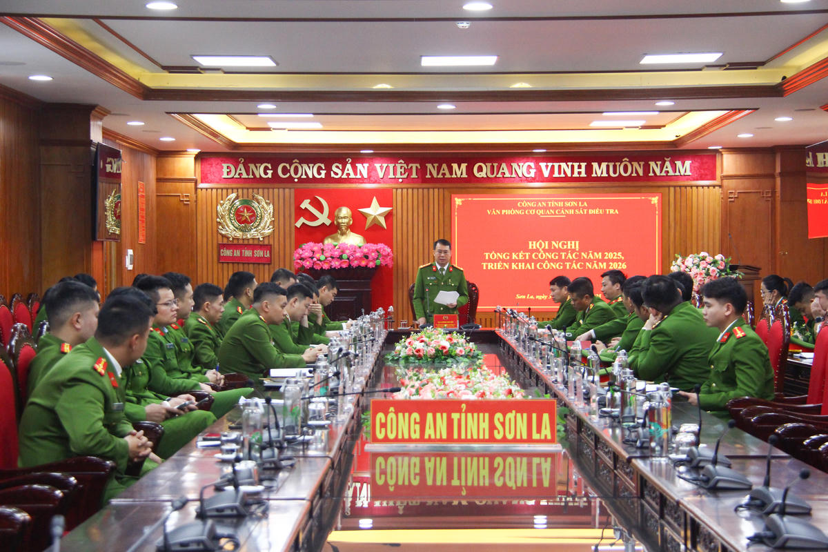 Văn phòng Cơ quan CSĐT Công an tỉnh Sơn La triển khai công tác. Ảnh: C.T.