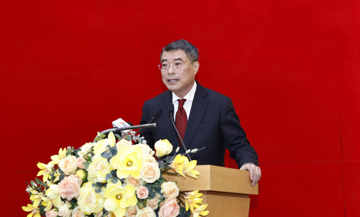 Trưởng Ban Tổ chức Trung ương Lê Minh Hưng phát biểu tại hội nghị. Ảnh: Tùng Duy.