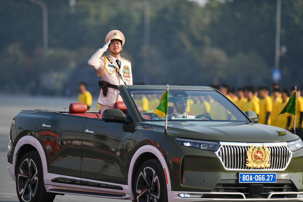 Các lực lượng tham gia Lễ xuất quân bảo đảm an ninh, trật tự Đại hội XIV của Đảng. Ảnh: Minh Đức