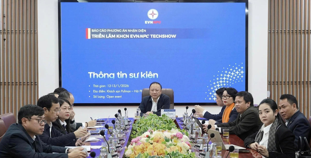 Ông Vũ Anh Phương – Phó Tổng giám đốc và đoàn công tác EVNNPC rà soát các hạng mục chuẩn bị Triển lãm Khoa học Công nghệ – Techshow EVNNPC 2026 tại Hải Phòng