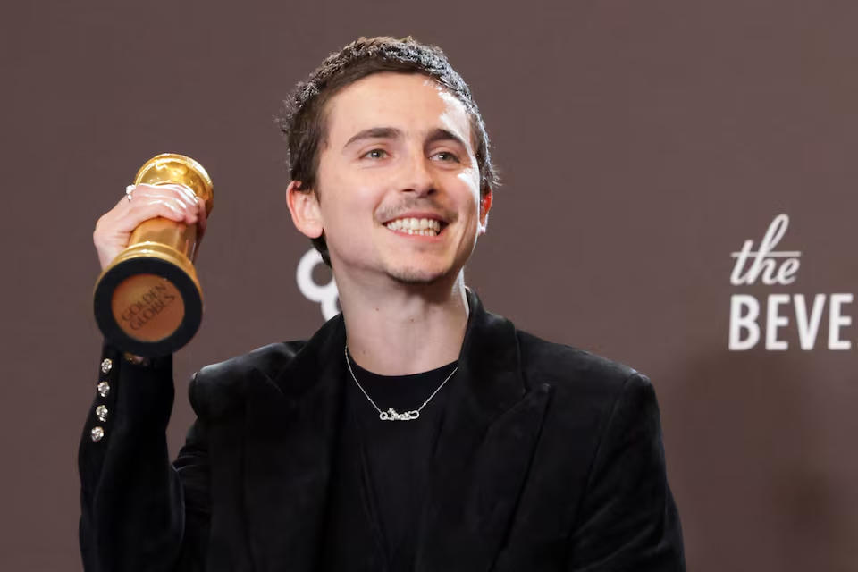 Nam diễn viên Chalamet với chiến thắng đầu tiên tại Quả Cầu Vàng. Nguồn: Reuters.