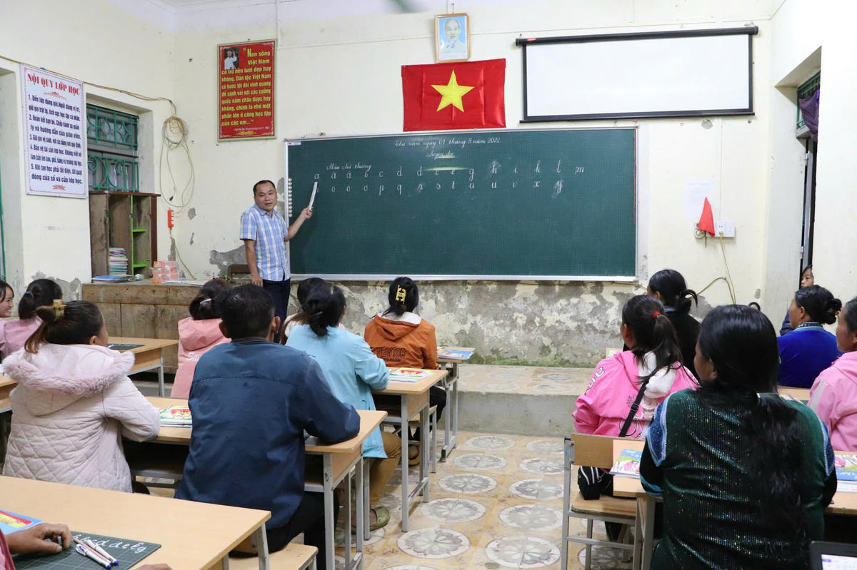 UBND cấp tỉnh hoàn thành việc tự kiểm tra công nhận đạt chuẩn phổ cập giáo dục, xóa mù chữ theo các quy định hiện hành trước ngày 30/12 hằng năm.&nbsp;Ảnh minh họa: N.C.