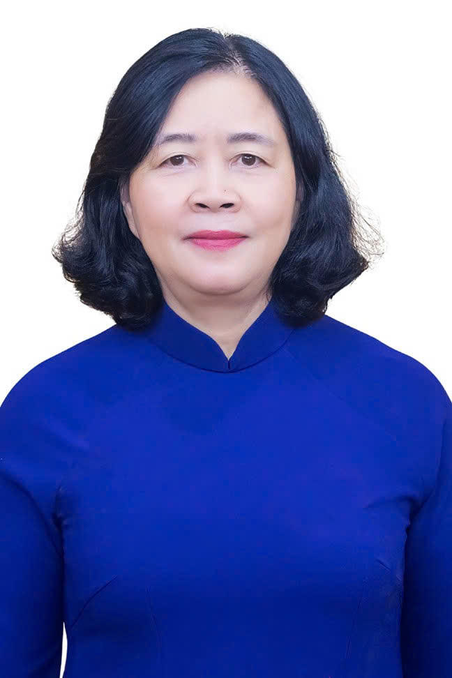 Bà Bùi Thị Minh Hoài, Ủy viên Bộ Chính trị, Bí thư Trung ương Đảng, Bí thư Đảng ủy MTTQ, các đoàn thể Trung ương, Chủ tịch Ủy ban Trung ương MTTQ Việt Nam 