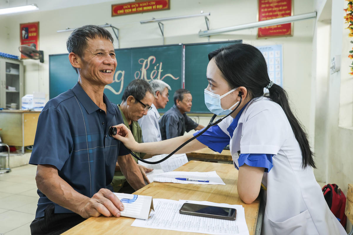 Từ năm 2026, người dân được khám sức khỏe định kỳ hoặc khám sàng lọc miễn phí ít nhất mỗi năm 1 lần. Ảnh: Quang Vinh.
