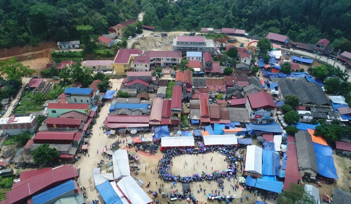 Trung tâm xã Thiện Thuật