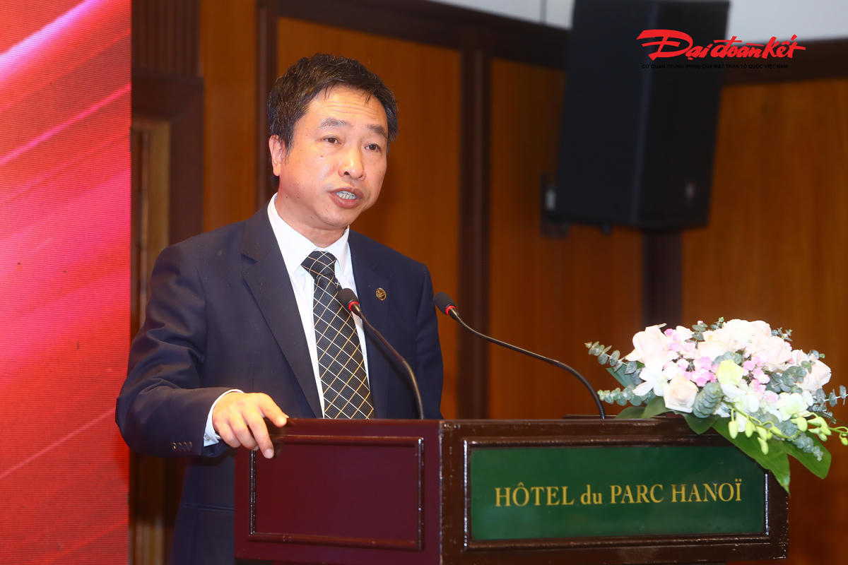 Ông Nguyễn Thái Hà, Tổng Giám đốc Công ty cổ phần Tập đoàn Năng lượng T&amp;T phát biểu tham luận Phát triển hạ tầng và logistics khí/LNG theo chuẩn quốc tế: Điều kiện tiên quyết để liên kết chuỗi cung ứng.