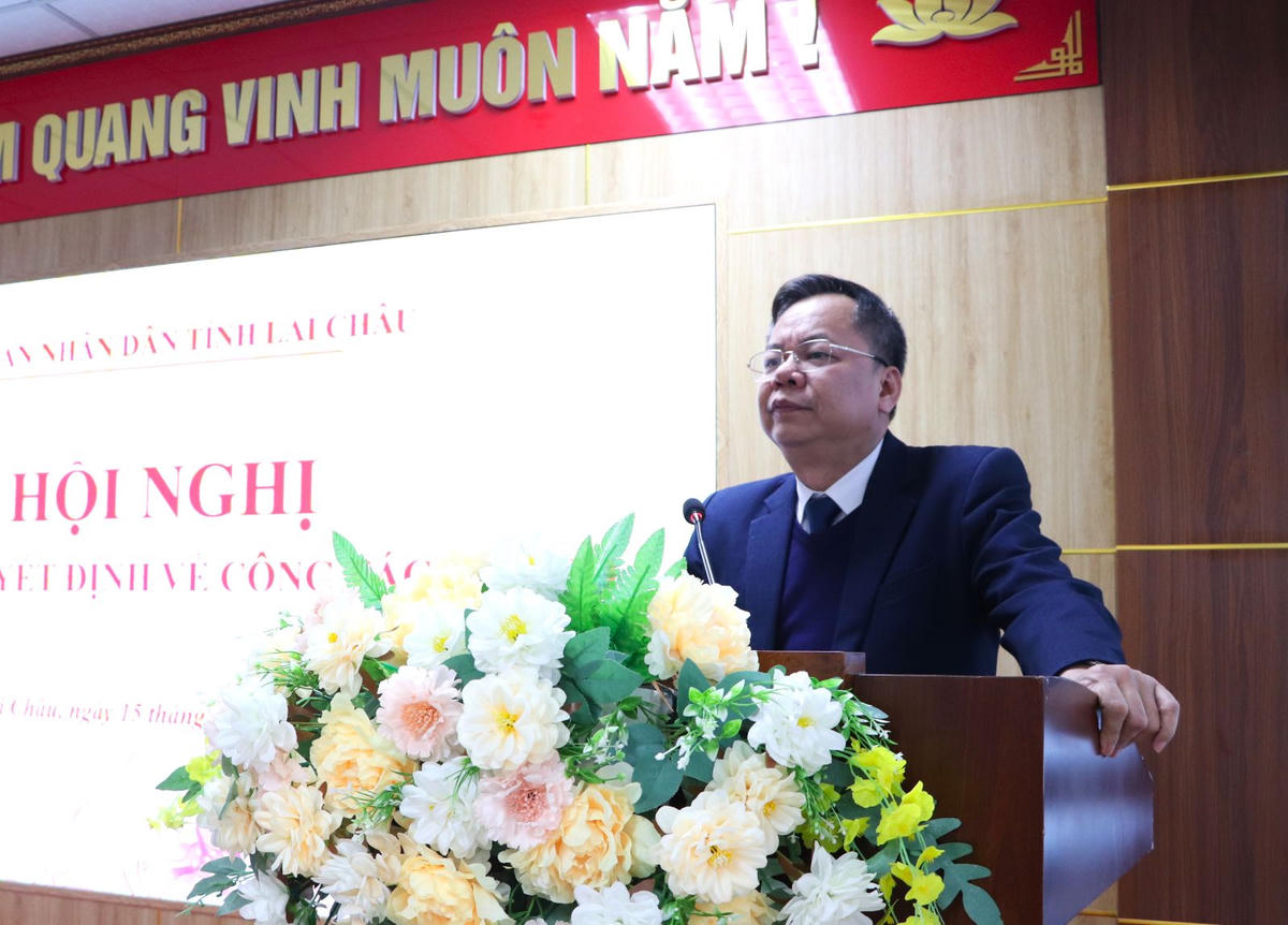 Ông Dương Đình Đức - tân Giám đốc Sở Khoa học và Công nghệ phát biểu nhận nhiệm vụ. Ảnh: Cổng TTĐT tỉnh Lai Châu.