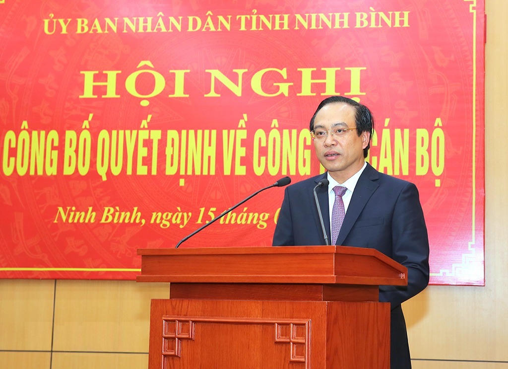 Phó Chủ tịch UBND tỉnh Đặng Thanh Sơn phát biểu nhận nhiệm vụ. Ảnh: Anh Tuấn