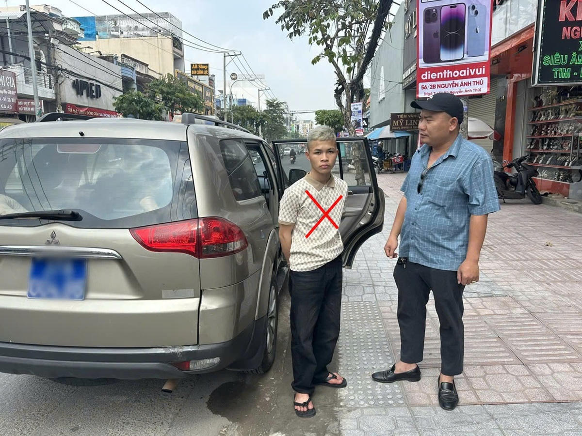 Nguyễn Văn Hưng (dấu X) bị bắt khi đang lẩn trốn tại TP Hồ Chí Minh. Ảnh: Công an tỉnh Nghệ An