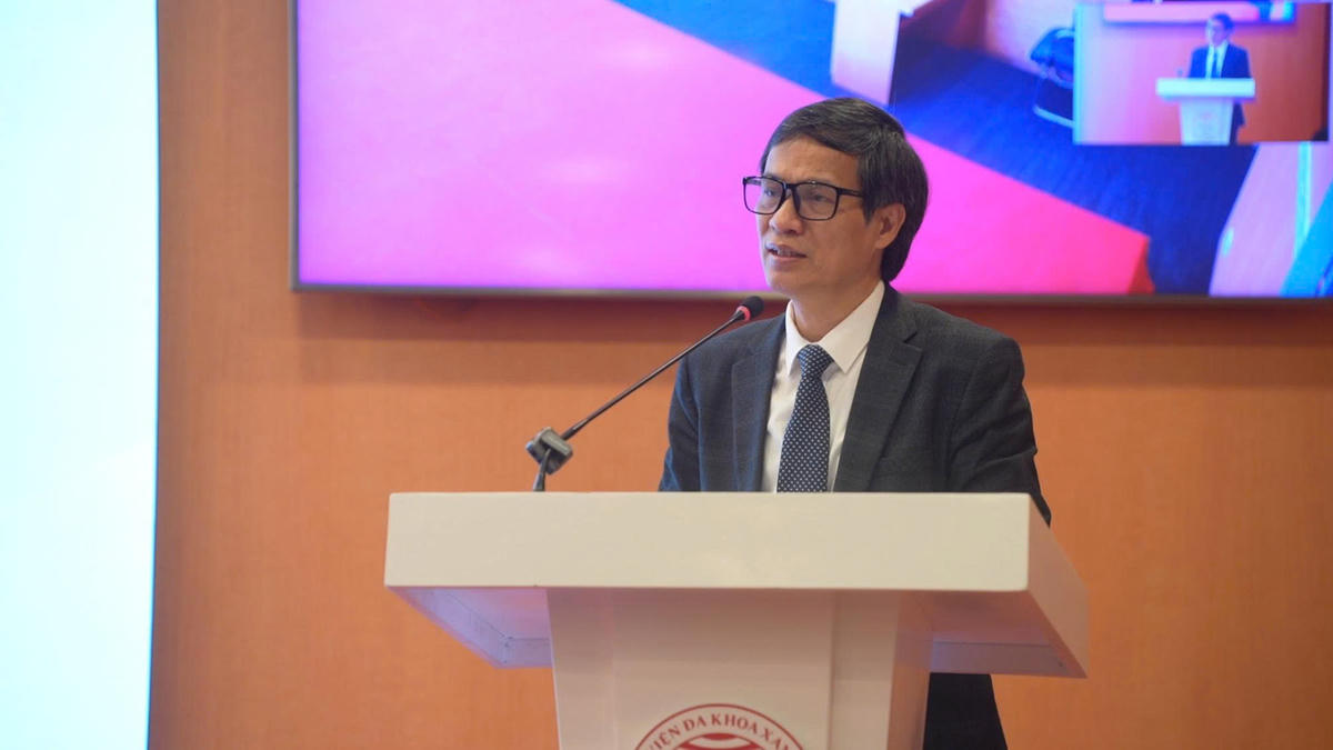 PGS.TS Đồng Văn Hệ, Giám đốc Trung tâm Điều phối ghép tạng Quốc gia, Phó Giám đốc Bệnh viện Hữu nghị Việt Đức phát biểu tại chương trình.