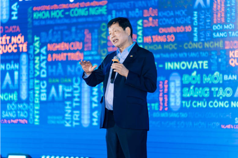 Ông Trương Gia Bình - Chủ tịch Hội đồng quản trị Tập đoàn FPT phát biểu tại sự kiện.