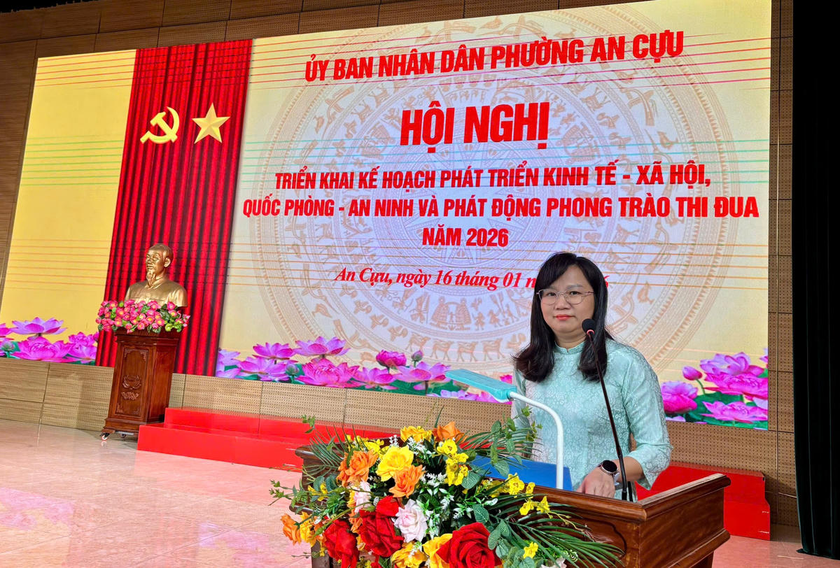 Bà Hoàng Thị Như Thanh - Chủ tịch UBND phường An Cựu. Ảnh: N.Q.