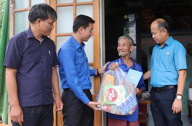 Tổ chức Công đoàn đẩy mạnh các hoạt động chăm lo cho người lao động.&nbsp;