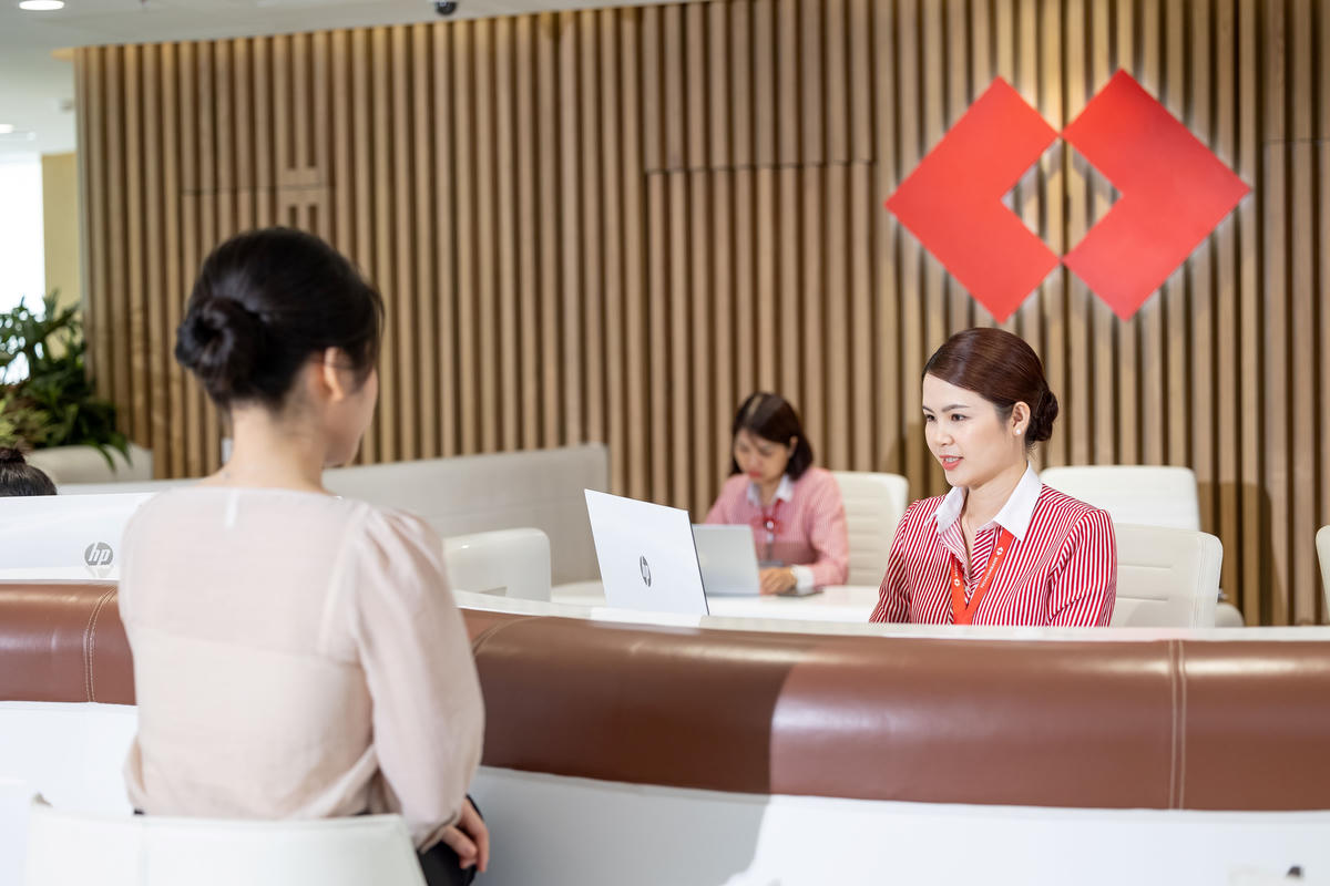 Techcombank công bố lợi nhuận năm đạt 32,5 nghìn tỷ đồng tăng trưởng 18,2%