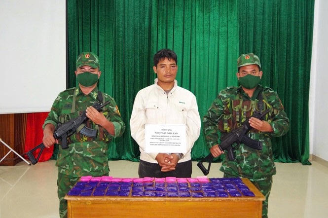 Đối tượng bị tạm giữ là Nhụt Xay Nhạ Lan tại cơ quan điều tra. Ảnh: CV.