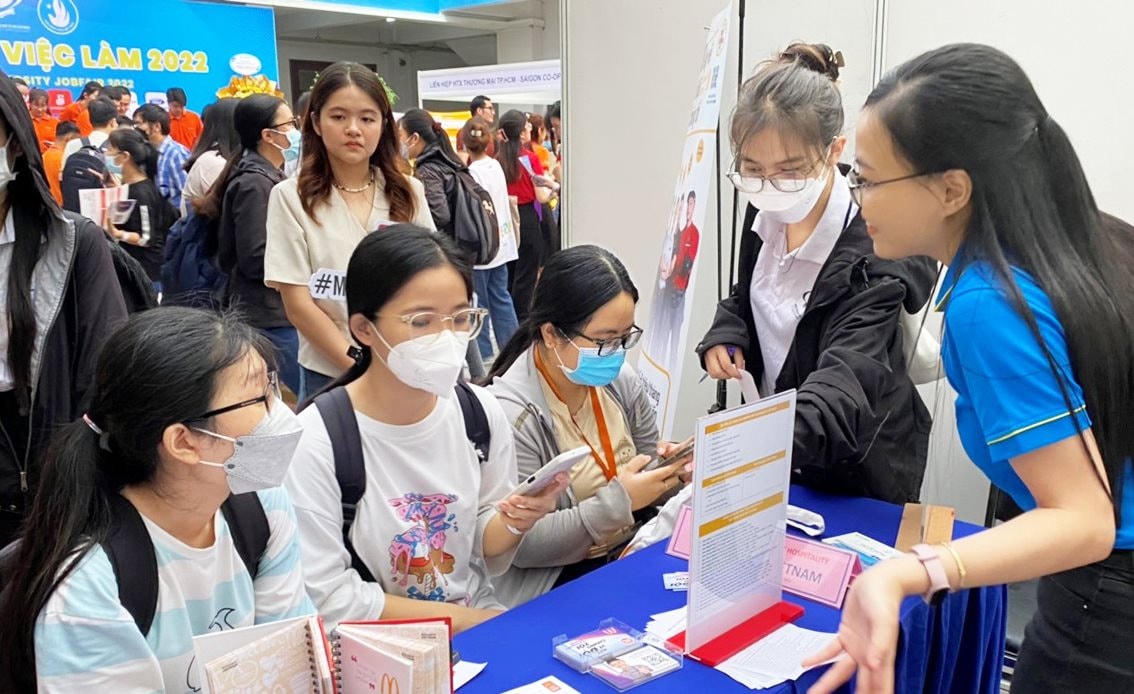 TP Hồ Chí Minh: Giới thiệu khoảng 4.000 việc làm dịp Tết cho sinh viên