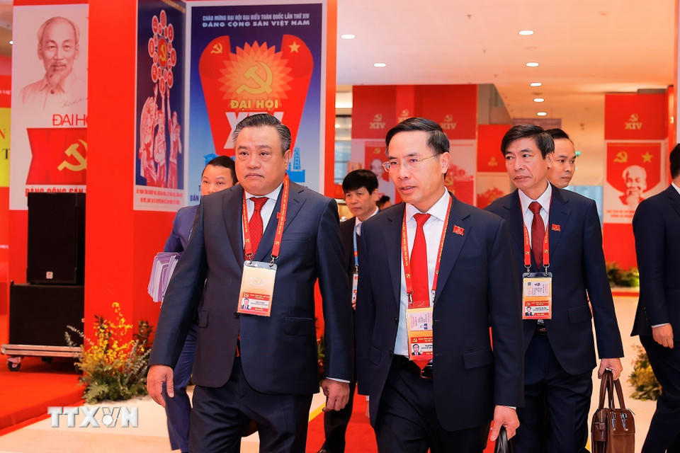 Các đại biểu đến dự ngày làm việc thứ tư Đại hội XIV của Đảng, sáng 22/1. (Ảnh: TTXVN)