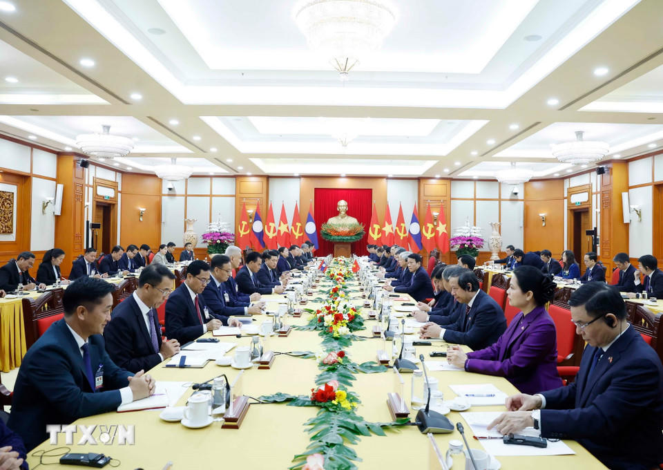 Cuộc hội đàm giữa Tổng Bí thư Tô Lâm và đoàn cấp cao Việt Nam với Tổng Bí thư, Chủ tịch nước Lào Thongloun Sisoulith và đoàn cấp cao Lào. (Ảnh: Thống Nhất/TTXVN).
