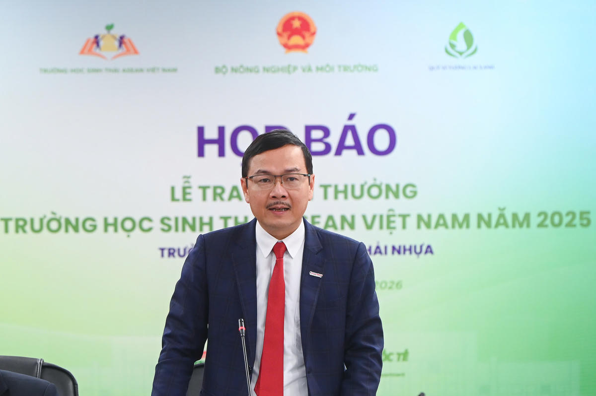 Ông Nguyễn Ngọc Thạch - Tổng Biên tập Báo Nông nghiệp và Môi trường phát biểu tại họp baos.