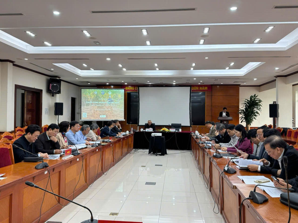 Toàn cảnh cuộc họp. Ảnh: H.L