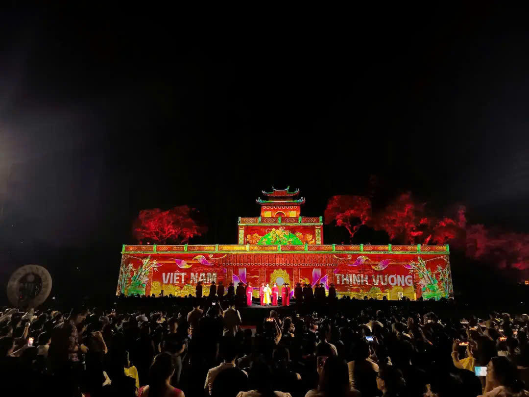 Nghị quyết số 80-NQ/TW của Bộ Chính trị là một văn kiện đặc biệt quan trọng, thể hiện sự chuyển đổi tư duy phát triển. Ảnh: Phạm Sỹ.