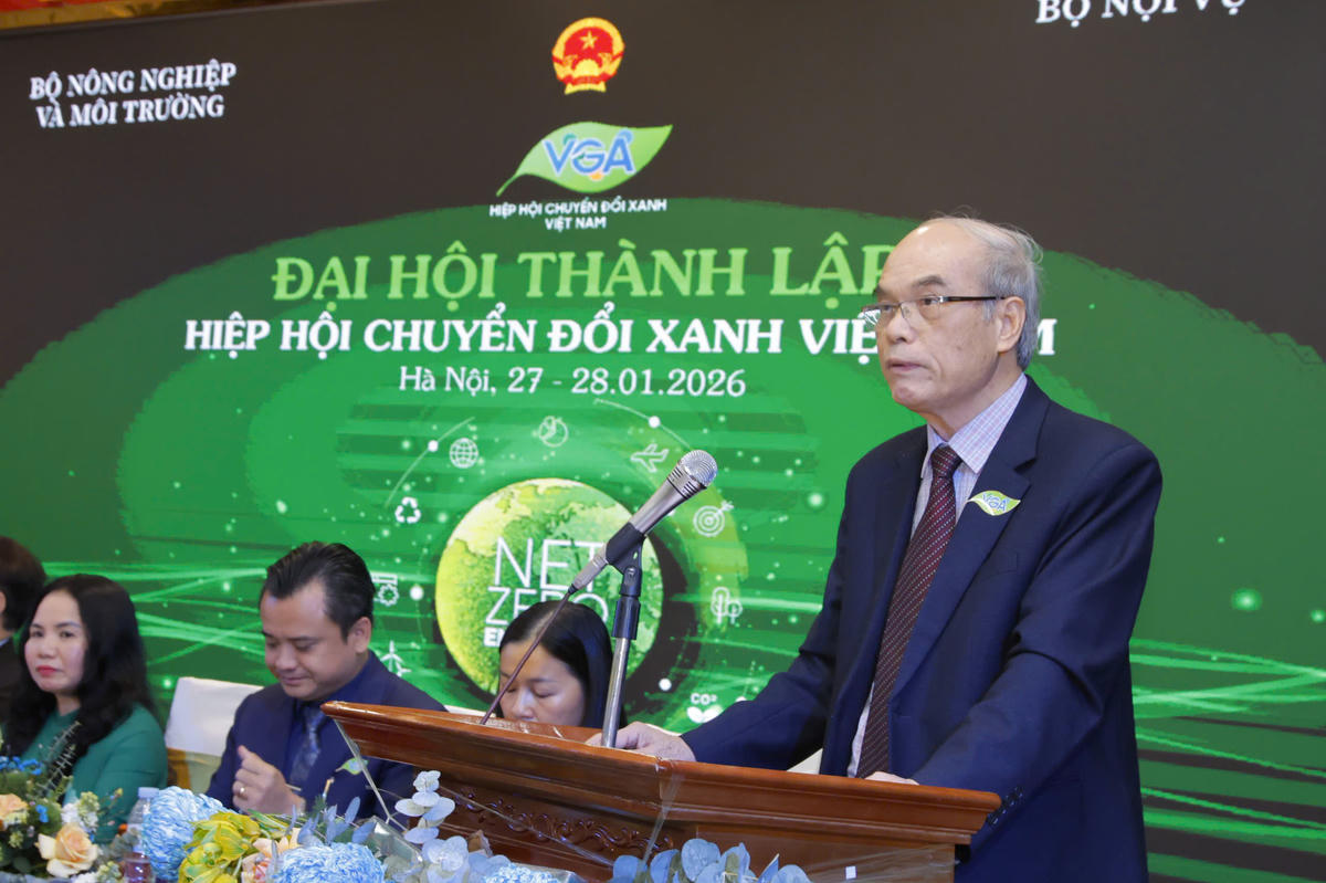  PGS.TS Mai Quang Vinh Phó Chủ tịch thường trực kiêm Tổng Thư ký Hiệp hội phát biểu nhấn mạnh tới những phương hướng, nhiệm vụ trong thời gian tới.