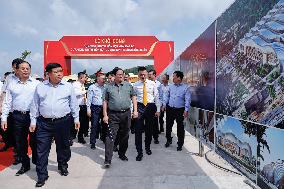 Thủ tướng Phạm Minh Chính đã dự lễ khởi công khu đô thị hỗn hợp Bãi Đất Đỏ và Khu đô thị hỗn hợp du lịch sinh thái Núi Ông Quán - hai trong số 21 dự án APEC được phê duyệt - Ảnh: VGP/Nhật Bắc